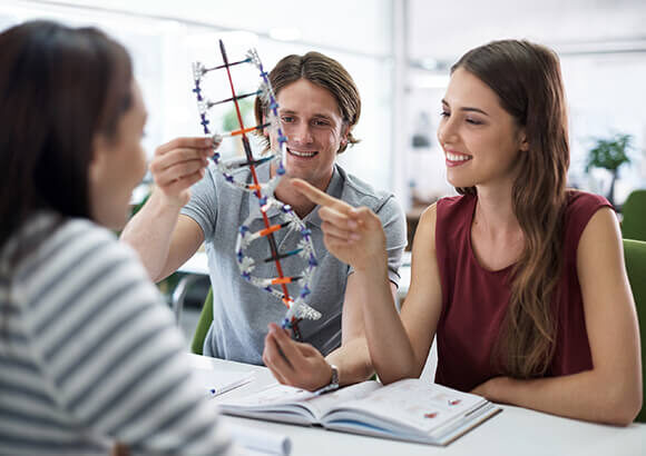 Science clubs for young researchers